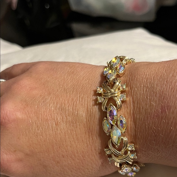 Coro Jewelry - Coro Gold Tone Bracelet with Iridescent Accents